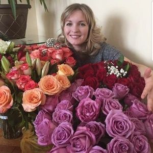 Meet your Posher, Alla